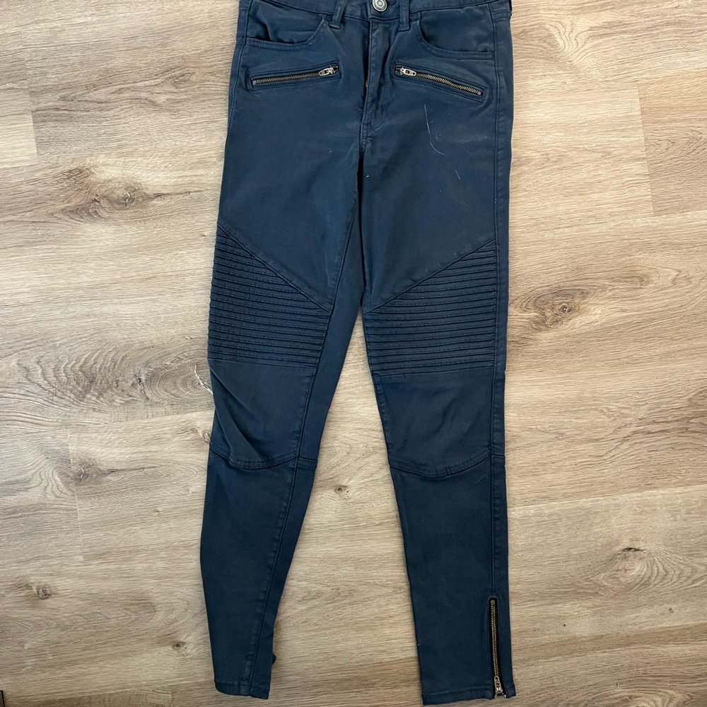 Moto-style jegging